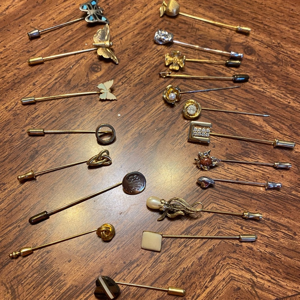 19 scarf pins